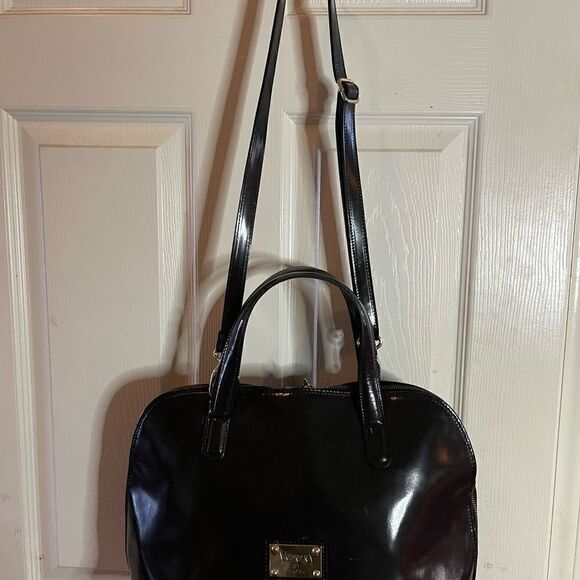Valentina Italia soft  sheen patent leather bowler bag ,gold tone accent… - Picture 7 of 15